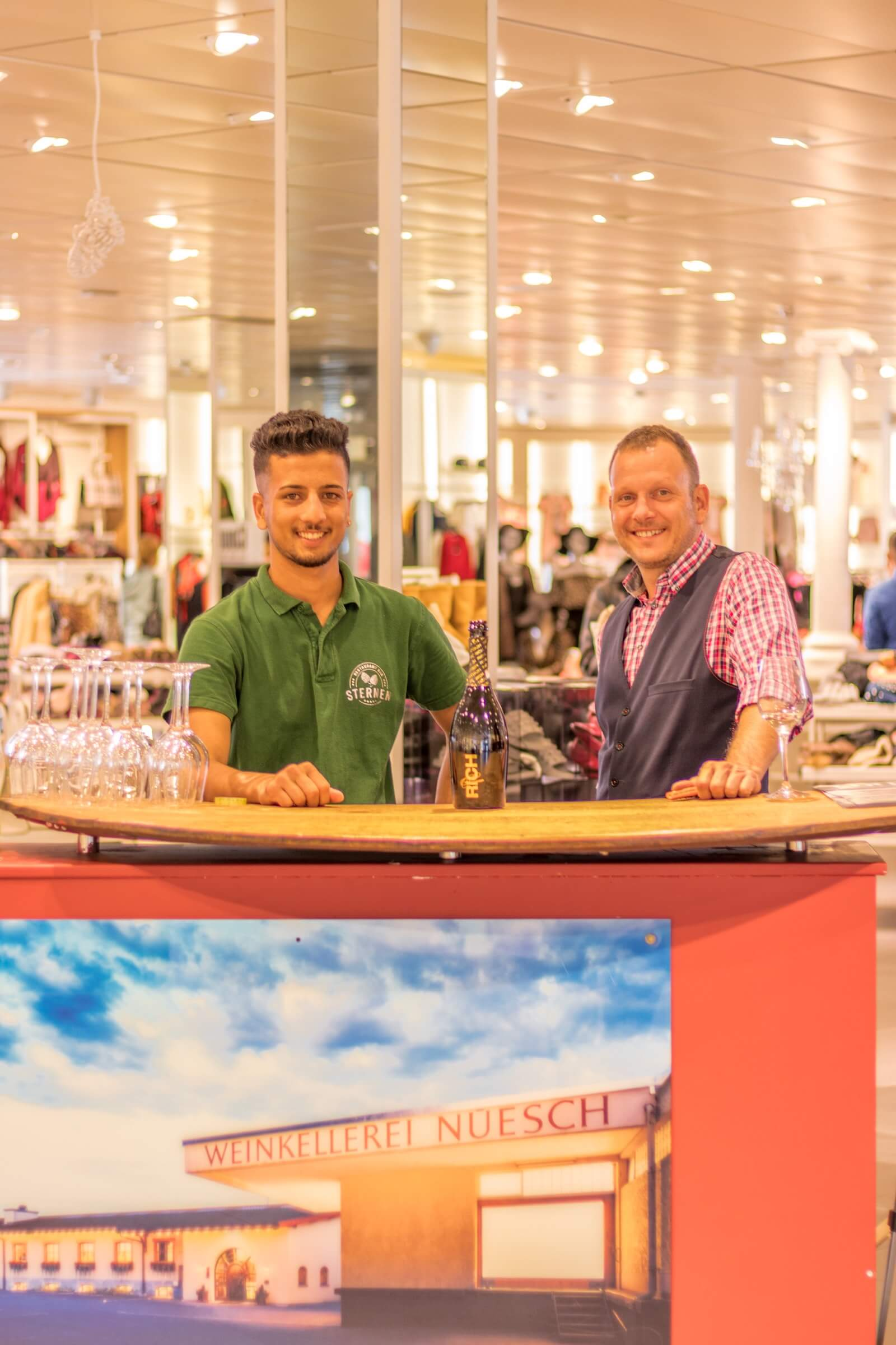 happy salespeople happy salespeople